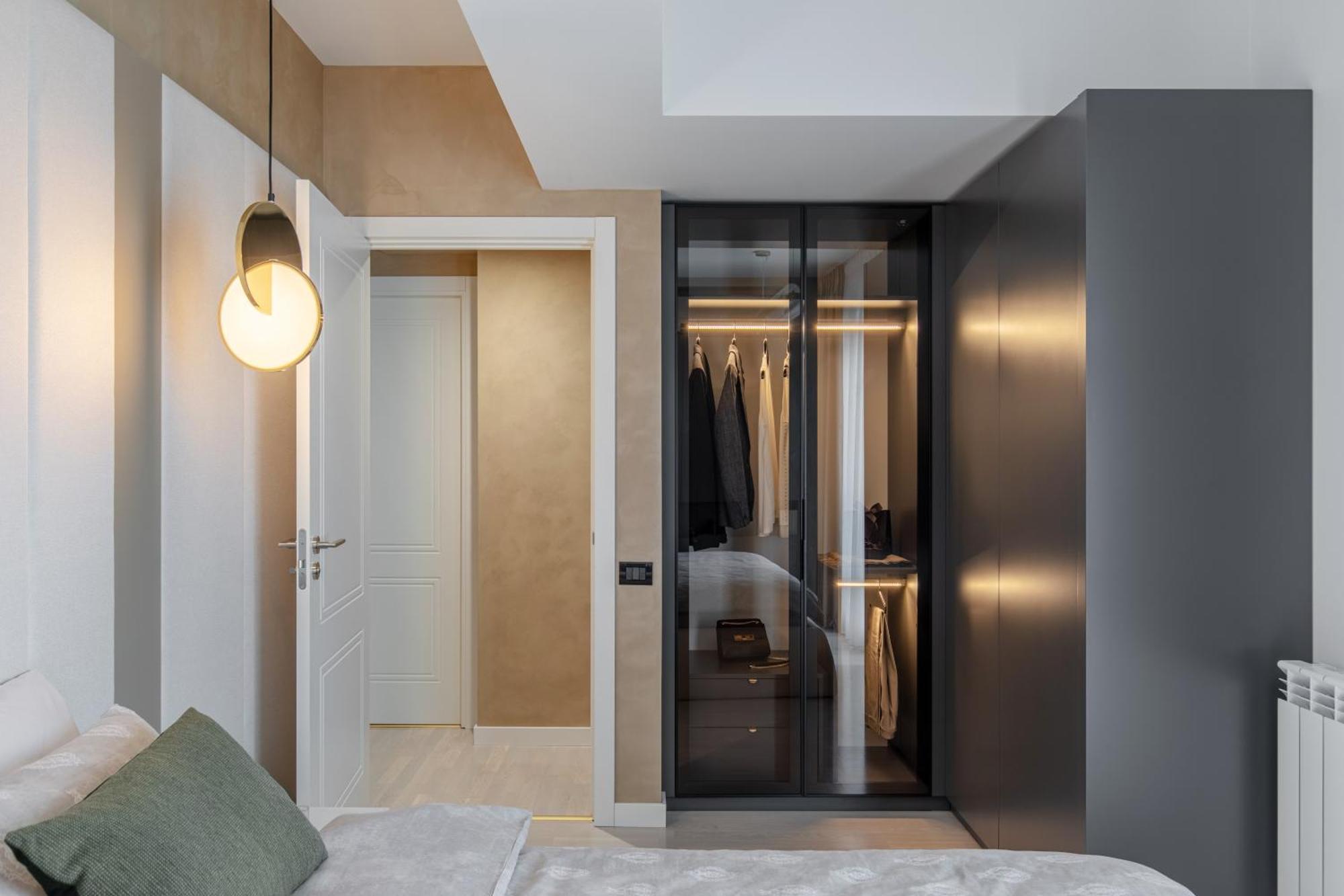Urbanstay Suites - Prime Location Designer Suite Bukarest Kültér fotó
